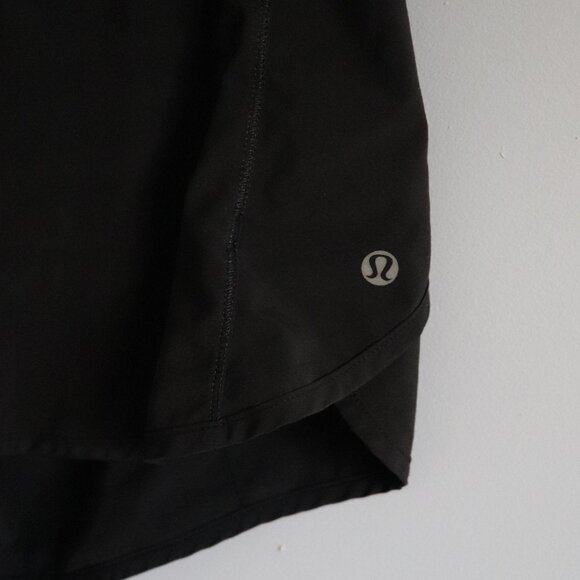 Lululemon Womens Black Sz 8 Turbo Run Athletic Pocket Shorts - Picture 6 of 10